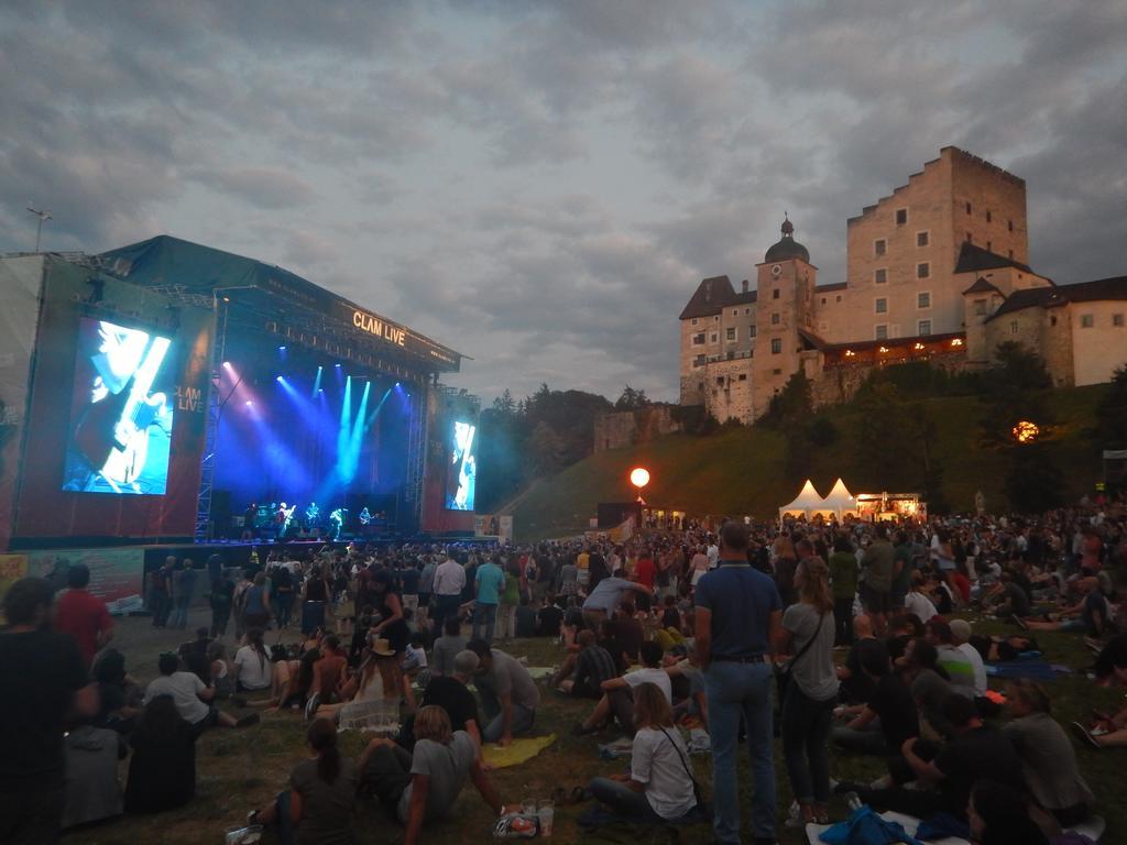 Gasthof Zur Donaubruecke Ardagger Markt Esterno foto